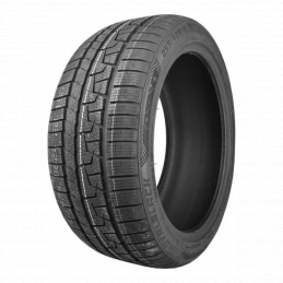 Royal Black Royal Winter UHP 205/55R17 95V  XL